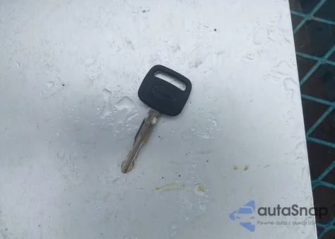 2005 Pontiac Vibe from USA, damaged, VIN 5Y2SL63855Z402393